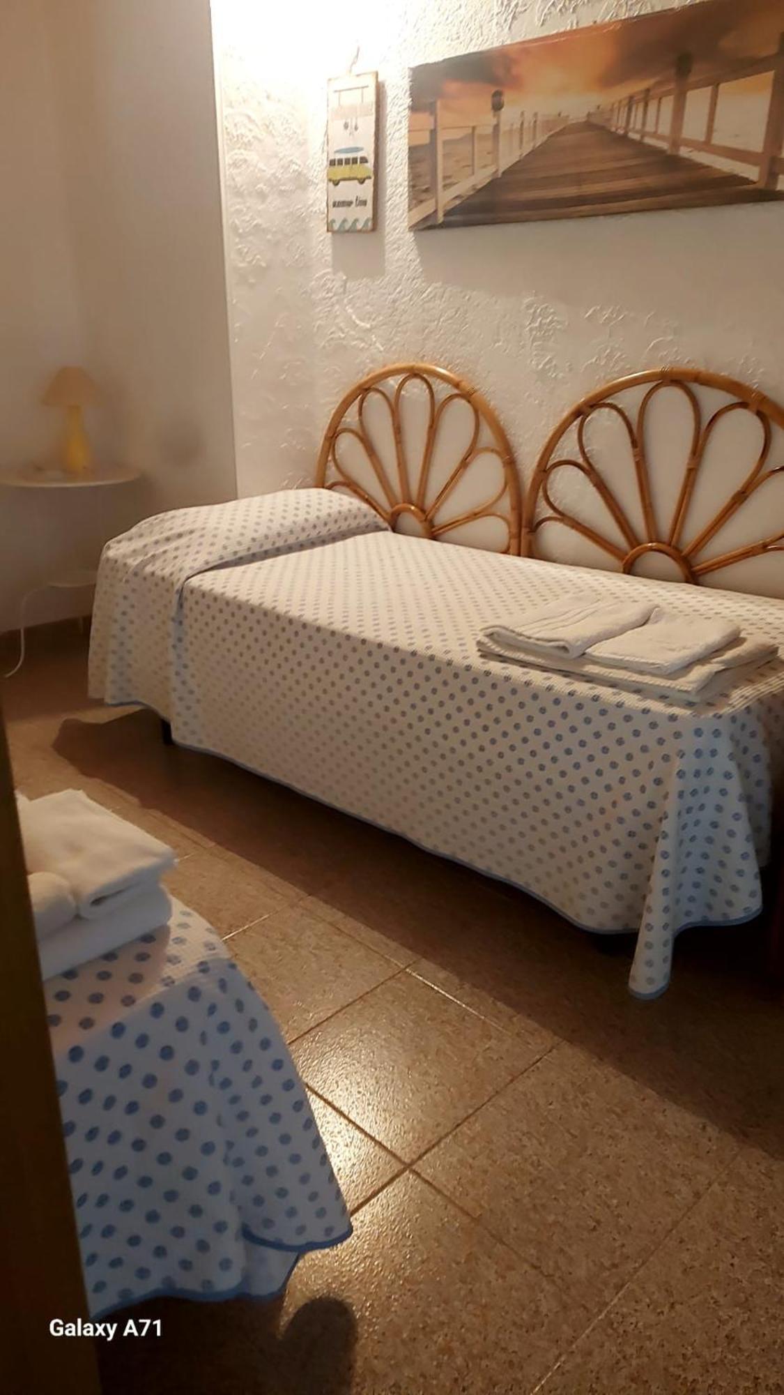 Casa Fronte Mare Puro Relax Villa Cava d'Aliga Bagian luar foto