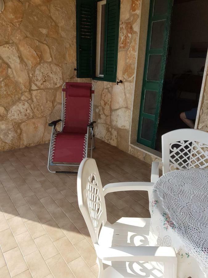 Casa Fronte Mare Puro Relax Villa Cava d'Aliga Bagian luar foto